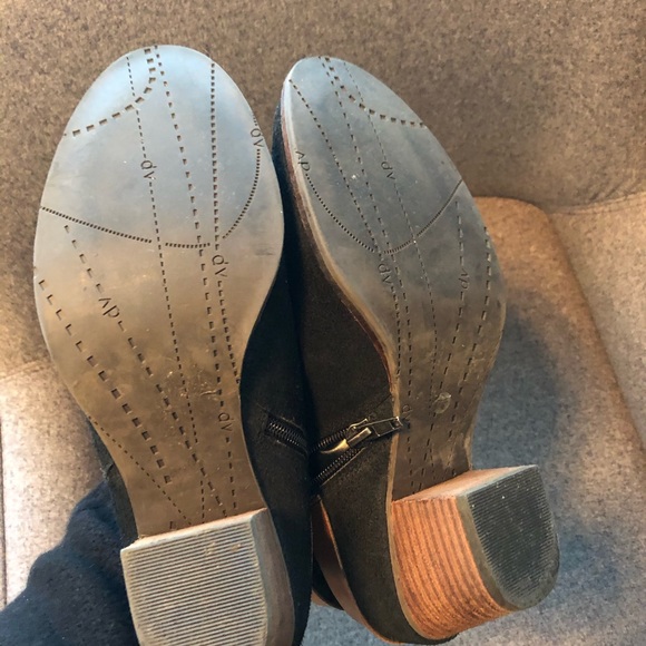 Dolce Vita booties- Black and Tan, Like New - Picture 4 of 4